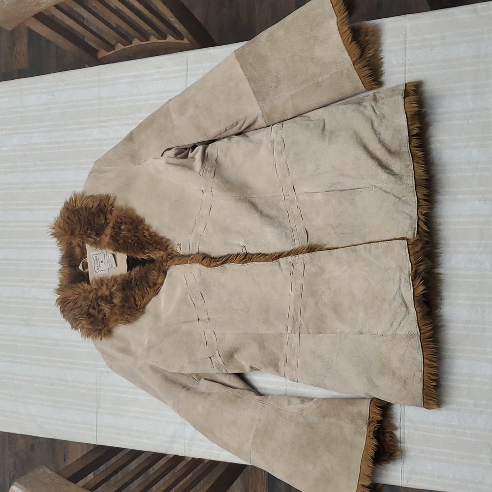 BKE Tan Leather Jacket with Brown Fur Trim - Picture 2 of 11